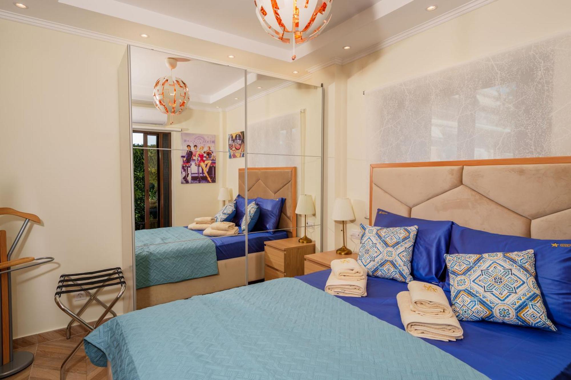 Lux Movie Stars Apartments Perea Peraía Kültér fotó